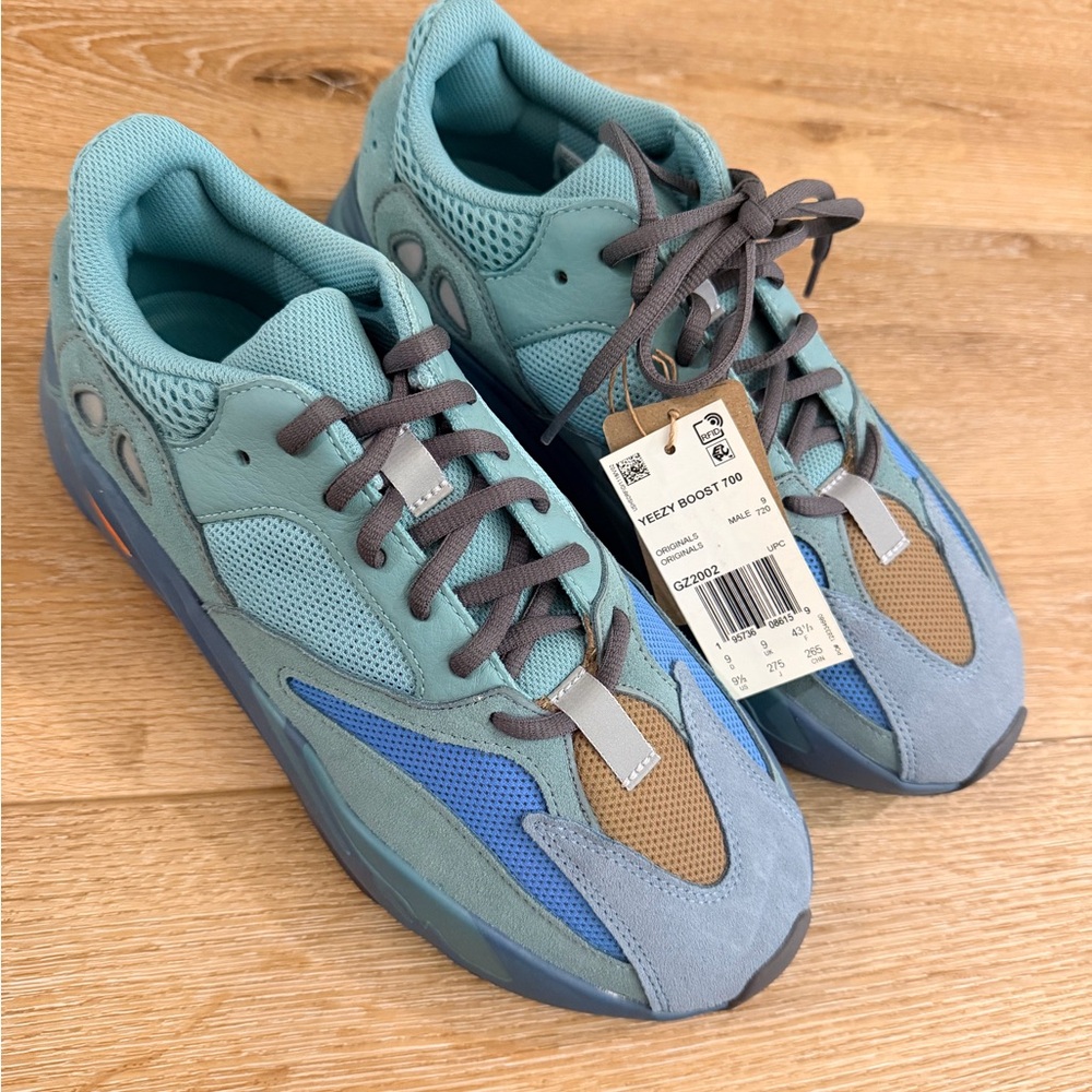 Yeezy Boost 700 Azure